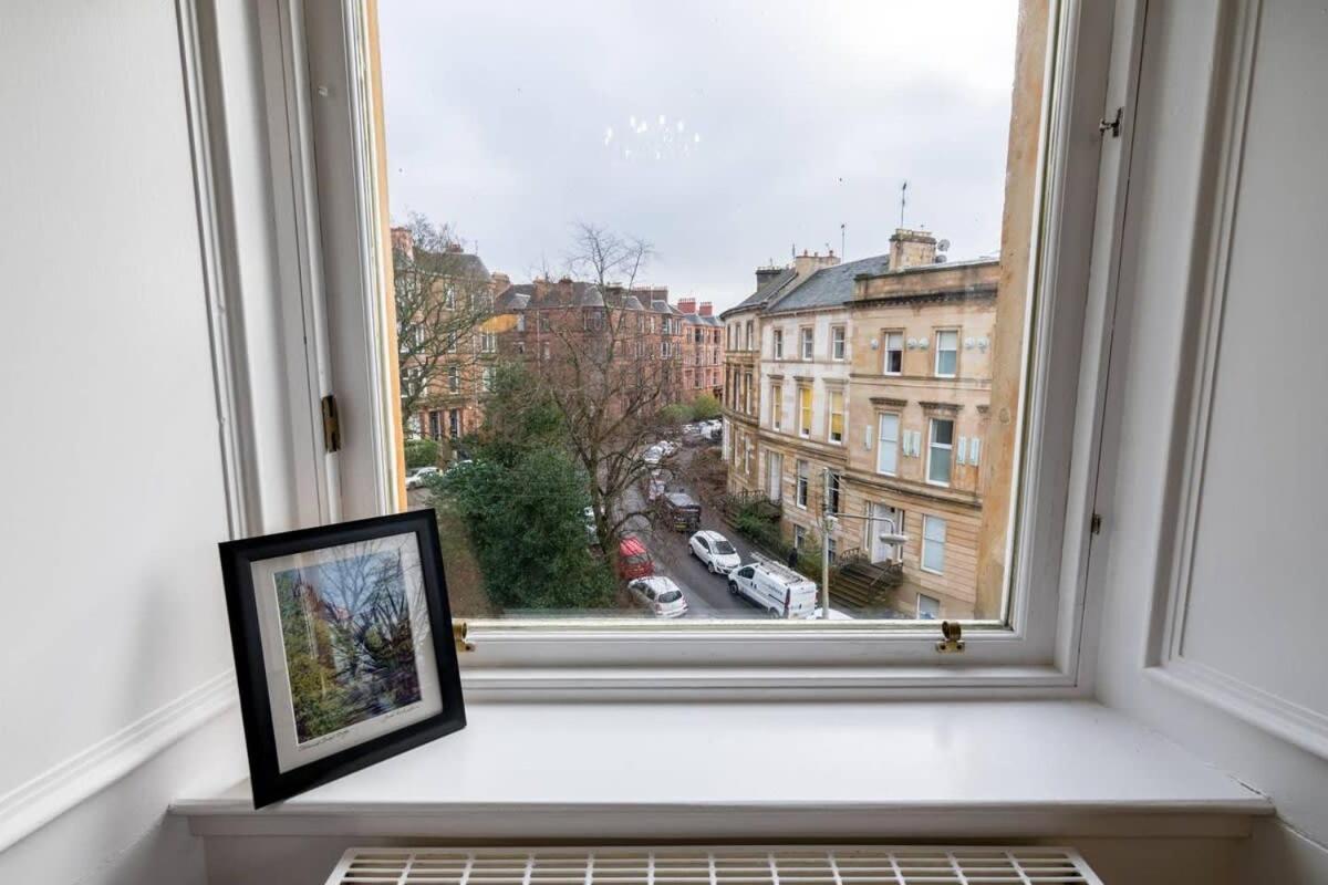 Bright And Airy Apartment Glasgow Kültér fotó